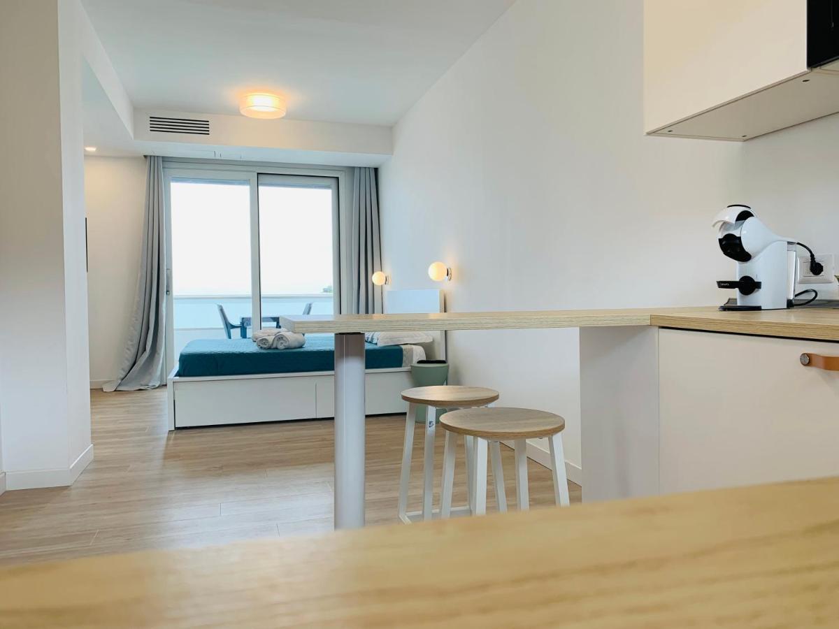 Le Conchiglie Aparthotel Porto Torres Exteriör bild